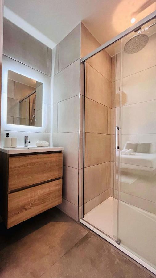 Villa Holistika : Bed And Breakfast / Pool / Air Conditioning/ Mont Faron Тулон Экстерьер фото