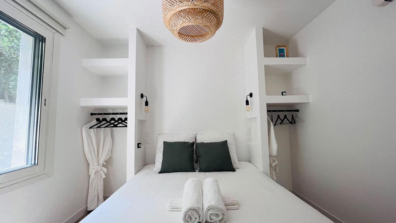 Villa Holistika : Bed And Breakfast / Pool / Air Conditioning/ Mont Faron Тулон Экстерьер фото